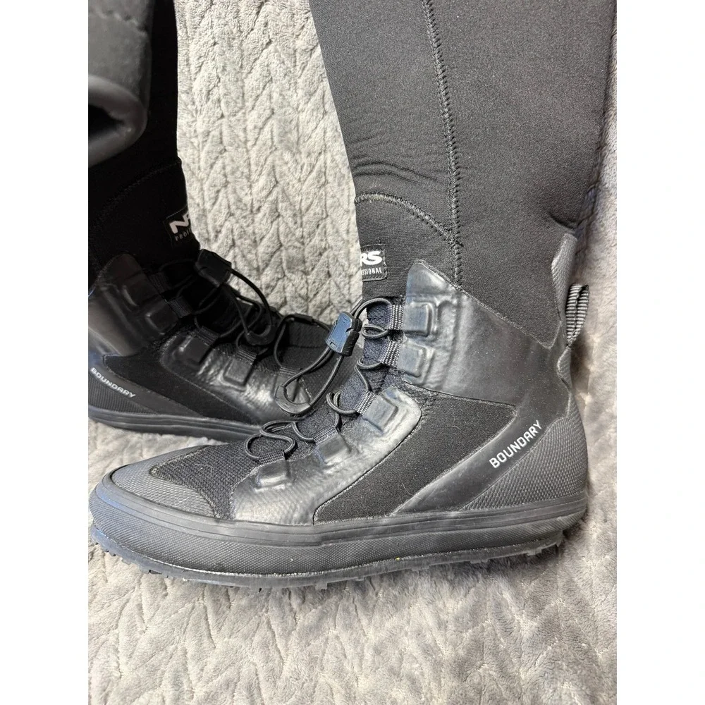 NRS Boundary Boots 7 Black Excellent Waterproof Neoprene Paddling 30035.02